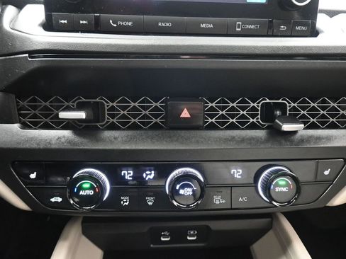 Used 2023 Honda Accord EX image 20