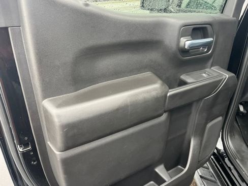 Used 2022 Chevrolet Silverado 1500 Custom Trail Boss image 22