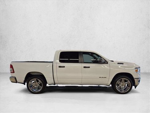Used 2024 RAM 1500 Big Horn AWD/4WD image 4