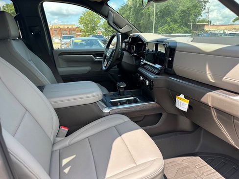 New 2025 GMC Sierra 1500 SLT w/ SLT Premium Plus Package image 12