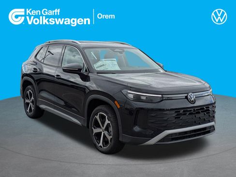 New 2026 Volkswagen Tiguan SE image 1