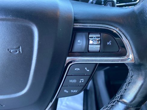 Used 2021 Lincoln Navigator L Reserve w/ Luxury Package AWD/4WD image 18