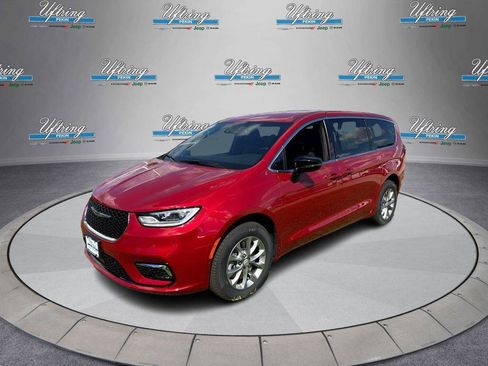 New 2026 Chrysler Pacifica Select AWD/4WD image 7