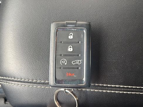 Used 2023 Jeep Grand Cherokee L Laredo w/ Luxury Tech Group I image 36