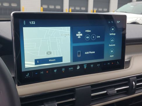 New 2026 Lincoln Corsair Premiere image 20