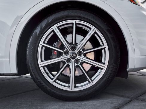 Used 2024 Audi SQ5 Premium Plus image 21