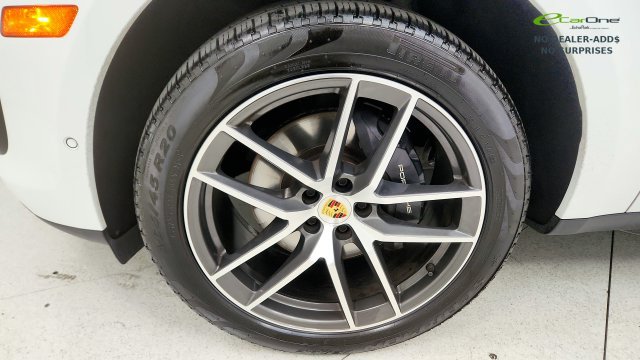Used 2024 Porsche Macan w/ Premium Plus Package AWD/4WD image 85