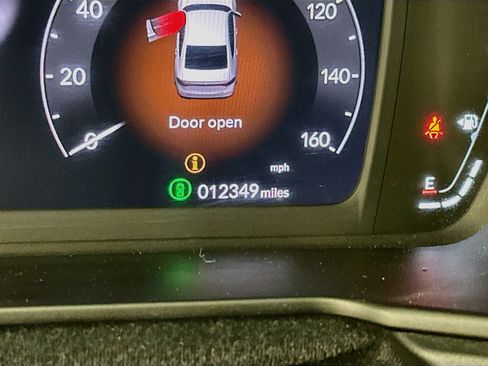Used 2025 Honda Accord SE image 19