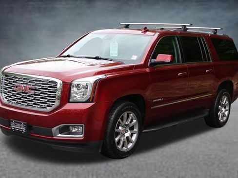 Used 2020 GMC Yukon XL Denali RWD image 29