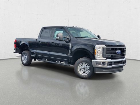New 2026 Ford F250 XL w/ 360-Degree Camera Package image 2