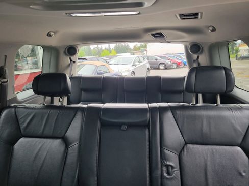 Used 2010 Honda Pilot Touring image 14