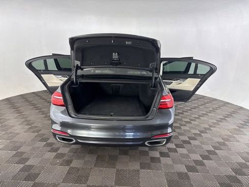 Used 2016 BMW 750i xDrive image 19