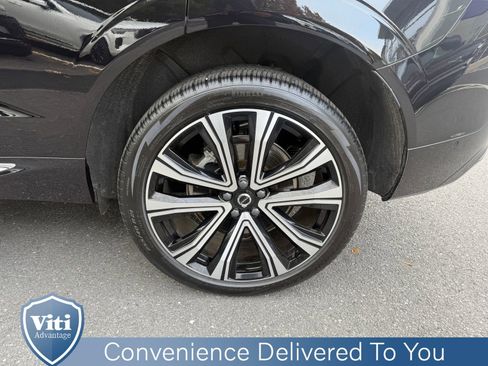 Certified 2023 Volvo XC60 B5 Ultimate image 13
