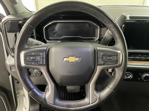 Used 2023 Chevrolet Silverado 1500 LT AWD/4WD image 14