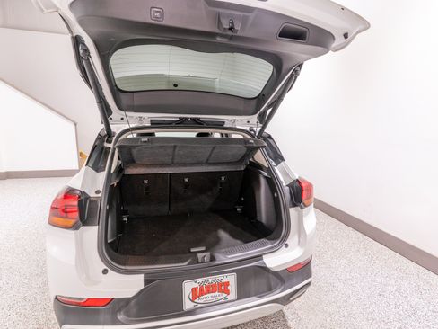 Used 2021 Buick Encore GX Select FWD image 33