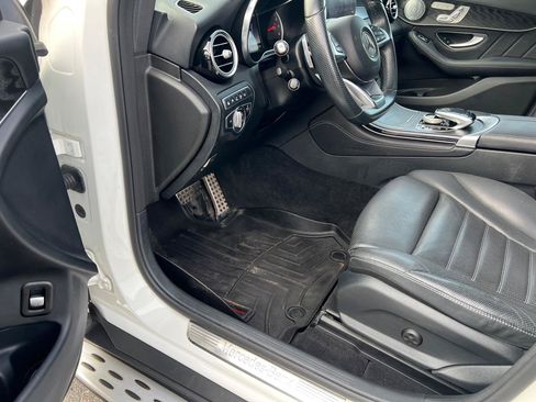 Used 2018 Mercedes-Benz GLC 300 4MATIC Coupe image 22