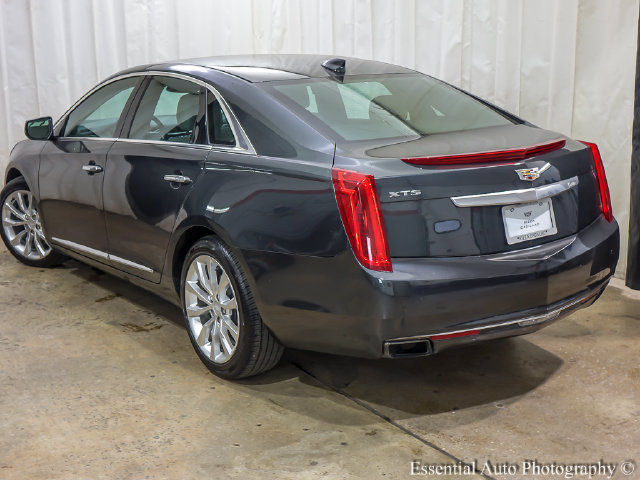 Used 2017 Cadillac XTS Luxury FWD image 4