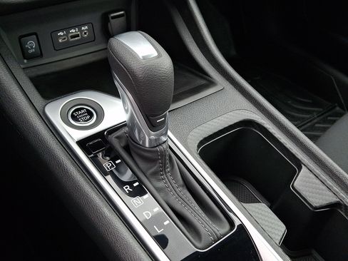 Used 2025 Nissan Sentra SV w/ All-Weather Package image 14