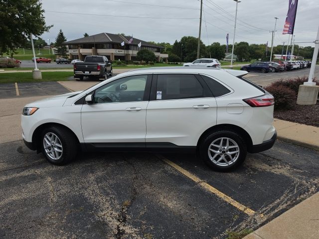 Certified 2023 Ford Edge SEL w/ Convenience Package AWD/4WD image 5