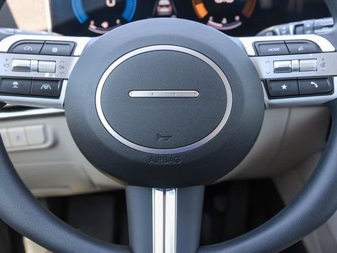 New 2026 Hyundai Tucson SEL FWD image 22