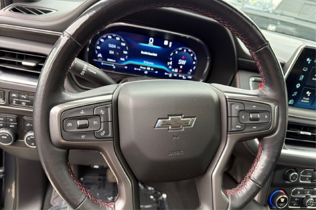 Used 2022 Chevrolet Tahoe RST w/ Luxury Package AWD/4WD image 17