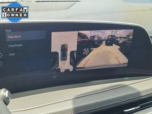 Used 2025 Cadillac XT4 Premium Luxury FWD image 32