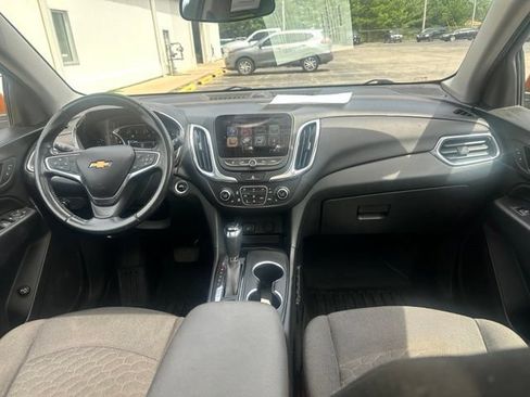 Used 2018 Chevrolet Equinox LT w/ Sun & Infotainment Package FWD image 13