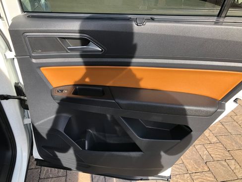 Used 2018 Volkswagen Atlas SEL Premium image 29