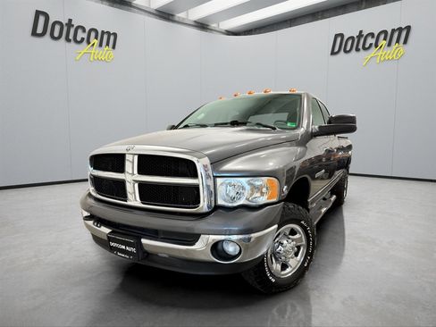 Used 2004 Dodge Ram 3500 Truck SLT w/ Trailer Tow Group image 3
