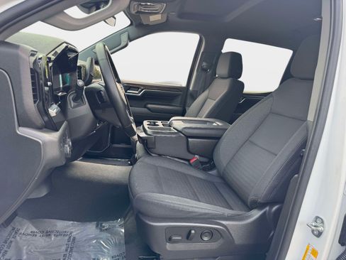 Used 2023 Chevrolet Silverado 1500 LT AWD/4WD image 17
