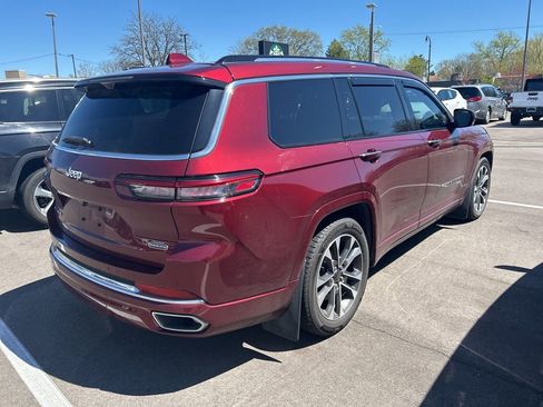 Used 2021 Jeep Grand Cherokee L Overland w/ Luxury Tech Group IV AWD/4WD image 4