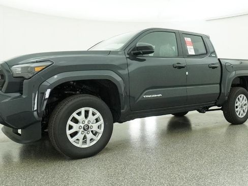 New 2026 Toyota Tacoma SR5 RWD image 15
