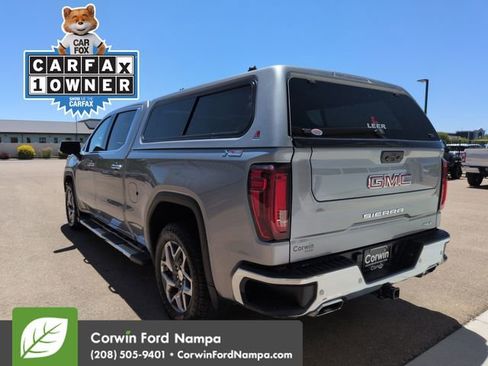 Used 2023 GMC Sierra 1500 SLT w/ SLT Premium Plus Package AWD/4WD image 5