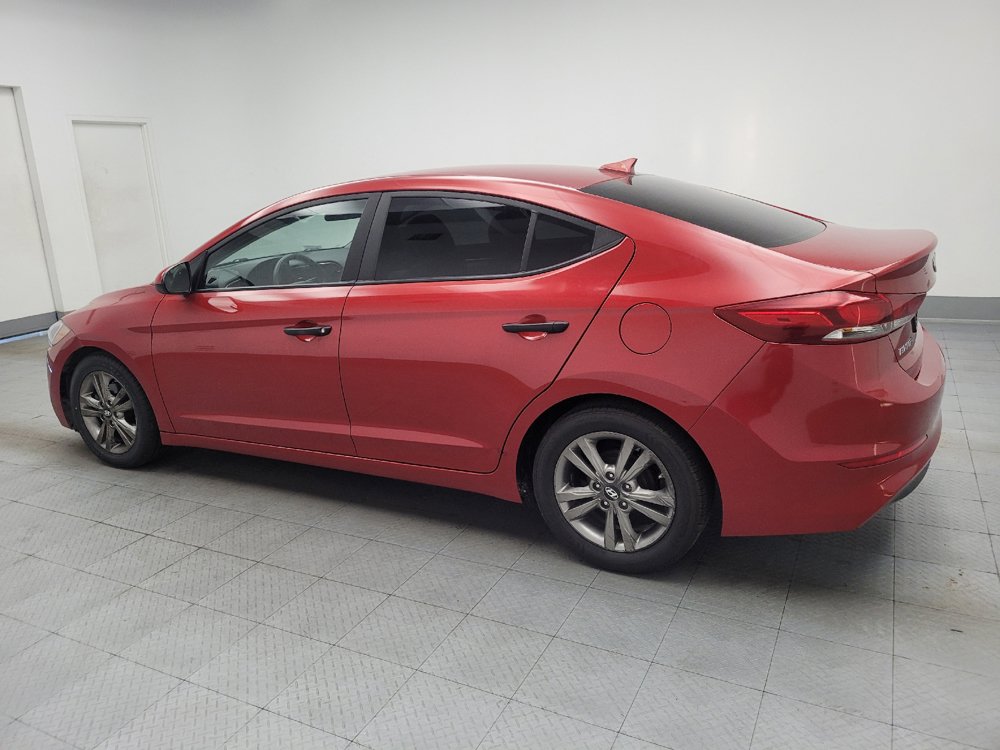 Used 2017 Hyundai Elantra SE FWD image 3