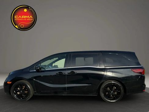 Used 2023 Honda Odyssey Sport image 2
