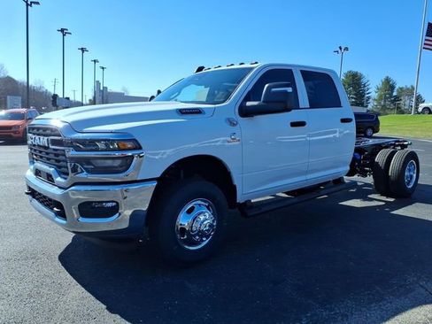 New 2026 RAM 3500 Tradesman w/ Chrome Appearance Group A image 3