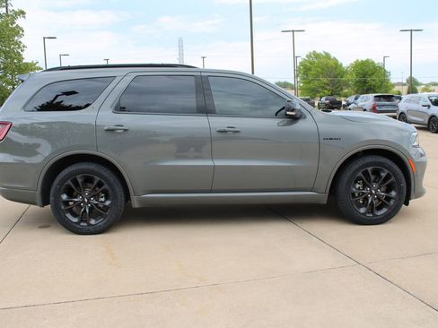 Used 2025 Dodge Durango R/T AWD/4WD image 4