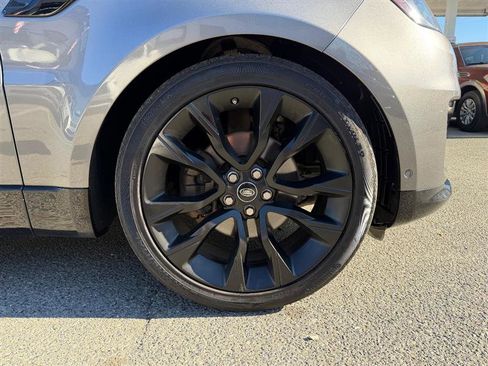 Used 2019 Land Rover Range Rover Sport HSE image 14