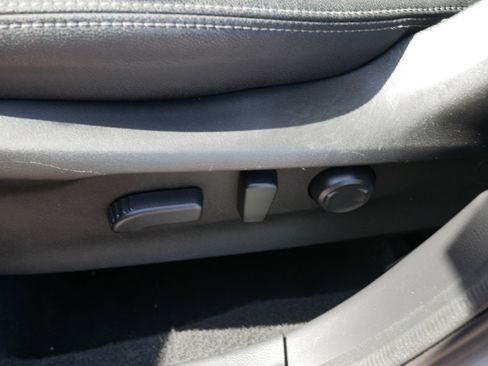 Used 2024 Subaru Forester Premium AWD/4WD image 19