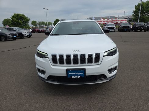 Used 2022 Jeep Cherokee Limited AWD/4WD image 14