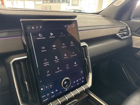 Used 2024 GMC Acadia Denali w/ Super Cruise Package image 20