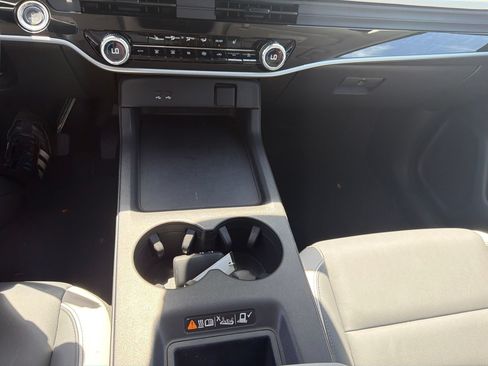 Used 2025 Honda Prologue Touring image 27