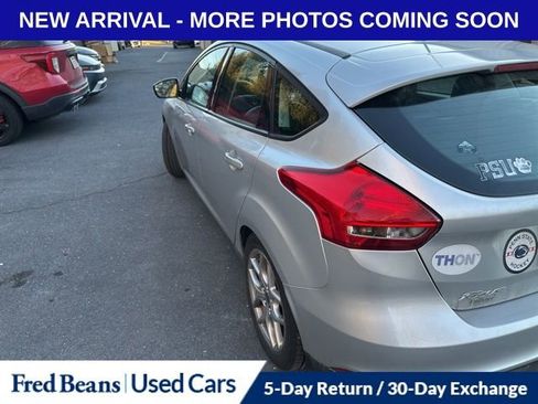 Used 2015 Ford Focus SE w/ Equipment Group 201A image 4