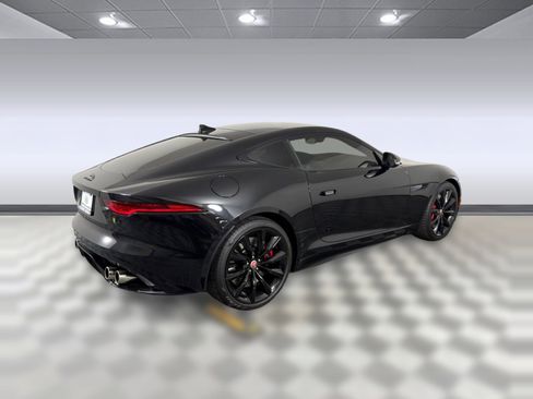 Used 2021 Jaguar F-TYPE R image 9