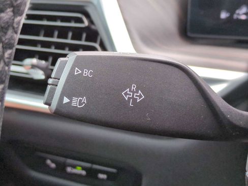 Certified 2024 BMW X5 xDrive50e w/ Premium Package image 27