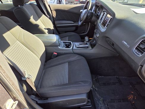 Used 2023 Dodge Charger SXT image 15