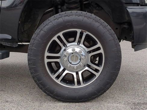 Used 2014 Ford F250 Platinum image 11