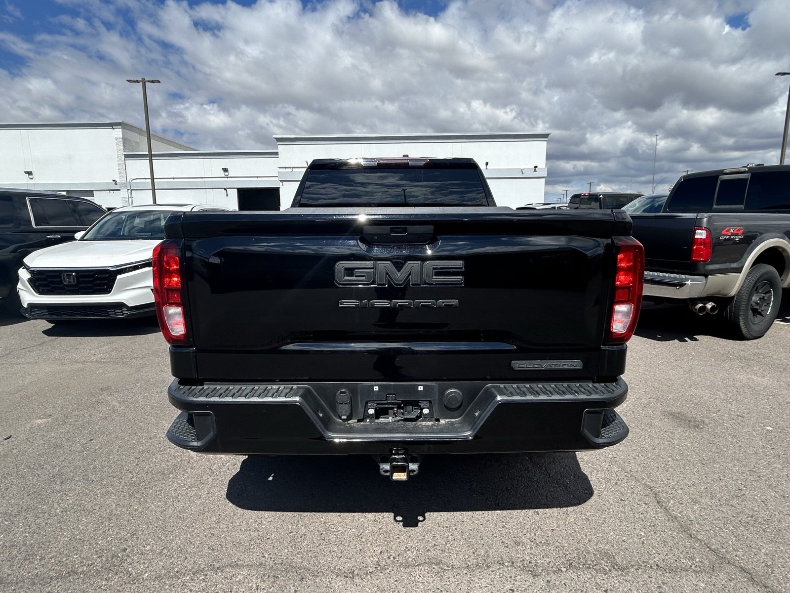 Used 2021 GMC Sierra 1500 Elevation RWD image 5