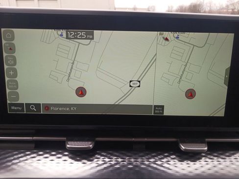 Certified 2023 Kia Carnival SX Prestige image 21