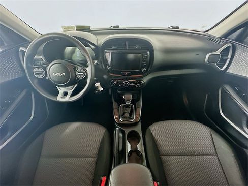 Used 2024 Kia Soul LX w/ Option Group 015 image 10